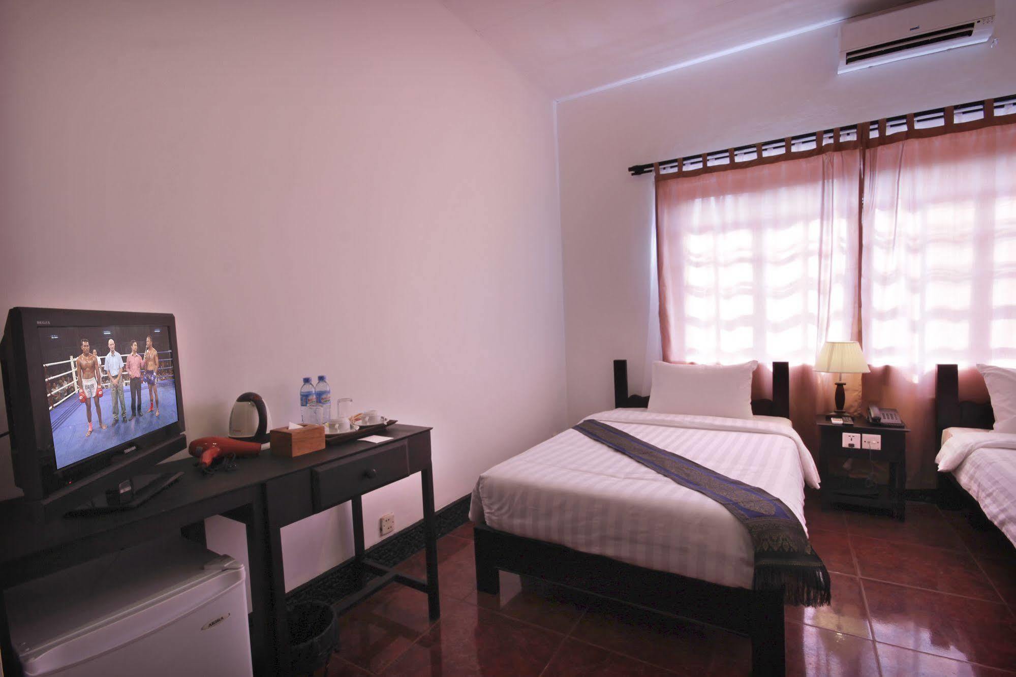 The Moon Villa Siem Reap Exterior foto